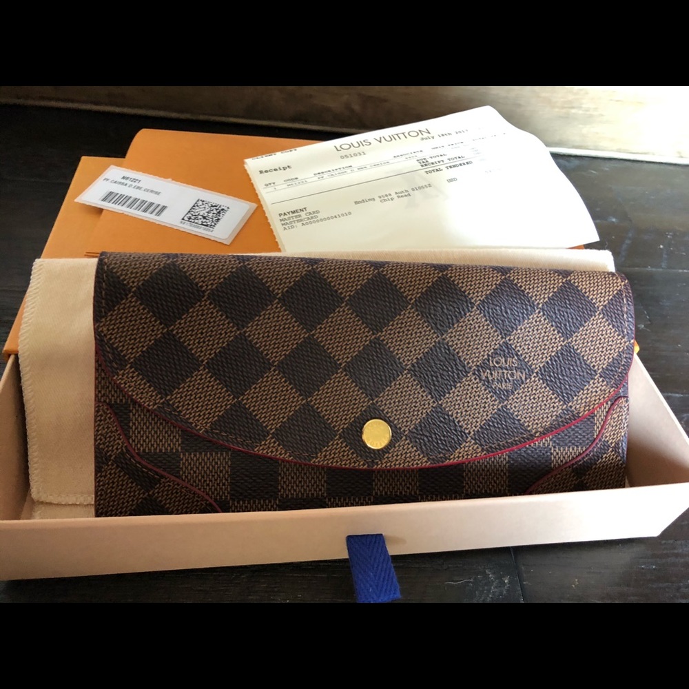 Louis Vuitton Caissa Wallet
